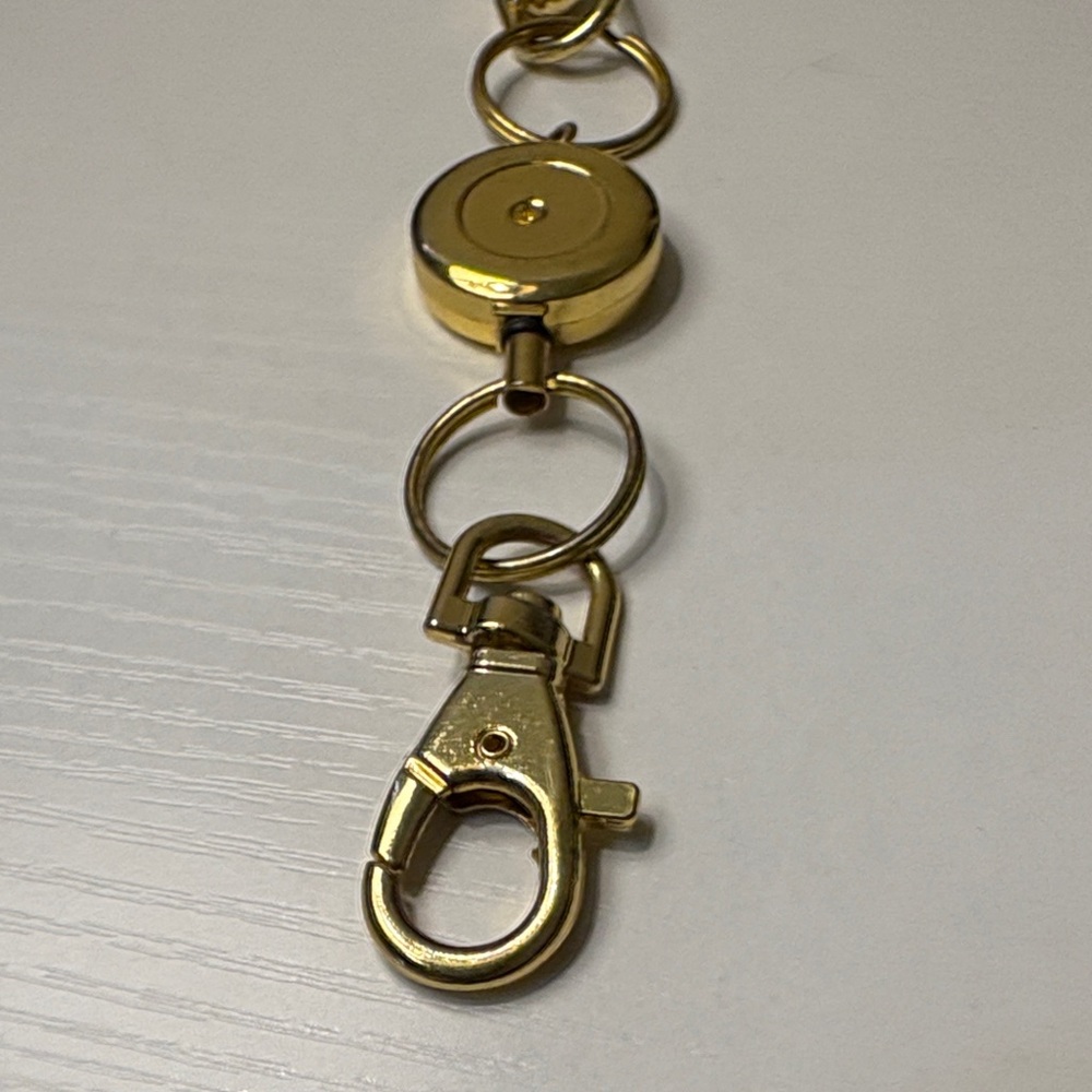 Gold Keychain Accessory - Picture 5 of 6